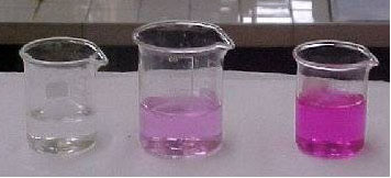 A fenolftaleína é um indicador ácido-base